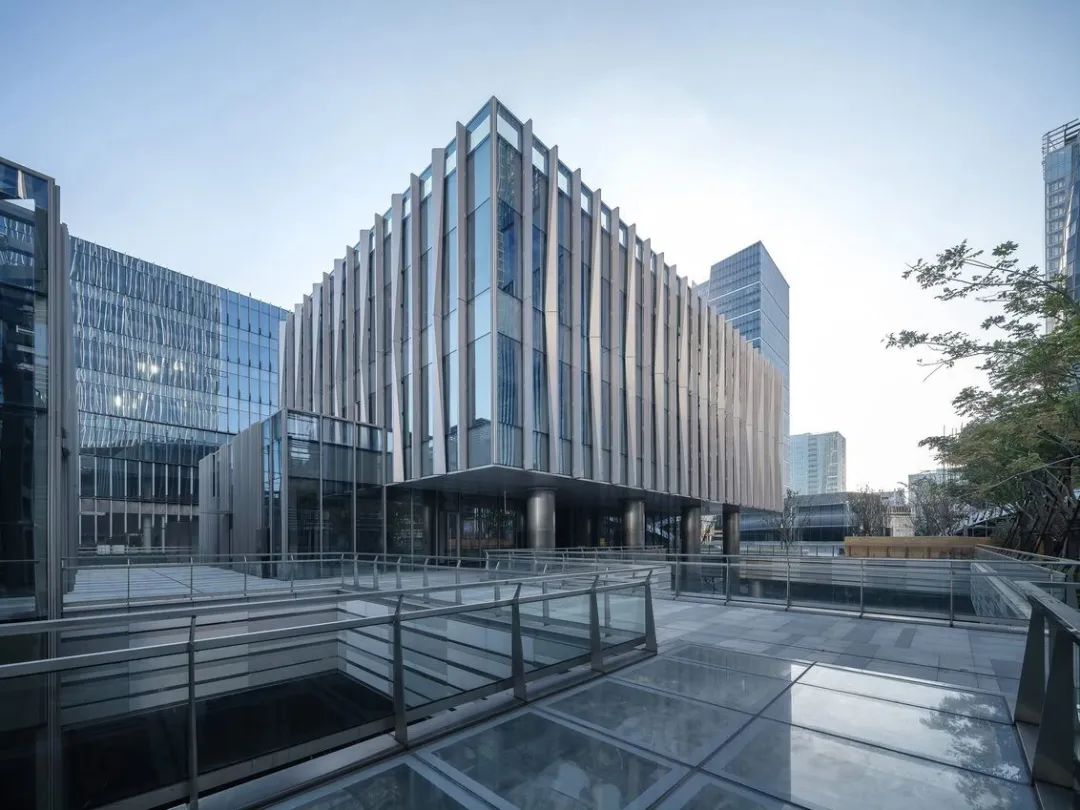 1693803884529721.jpg 640 (1).jpg